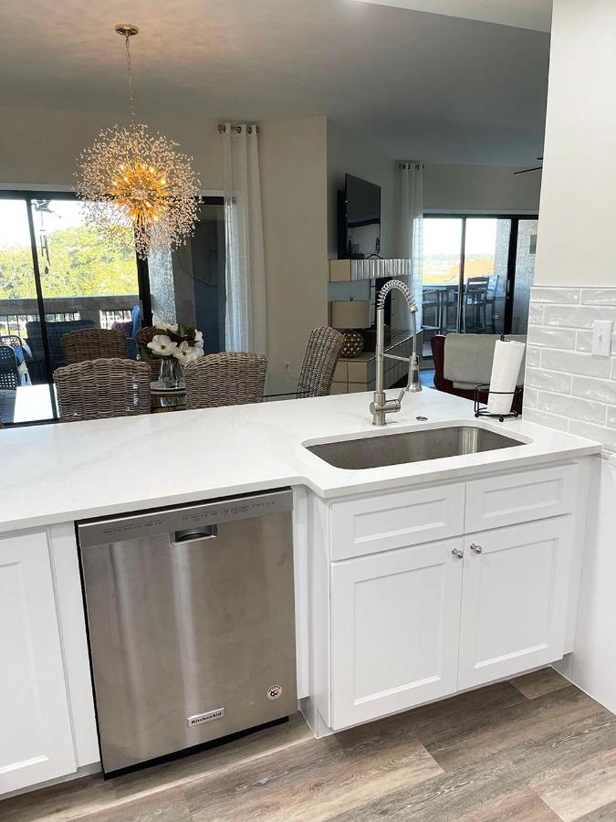 Newly Remodeled Hilton Head Villa ヒルトンヘッドアイランド エクステリア 写真