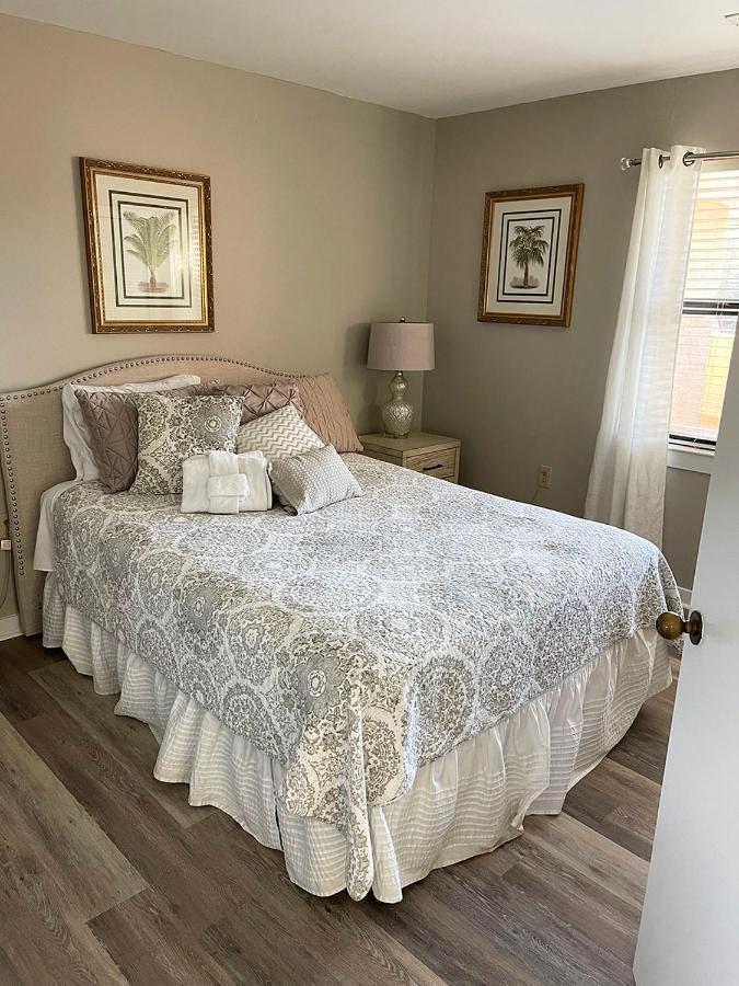 Newly Remodeled Hilton Head Villa ヒルトンヘッドアイランド エクステリア 写真