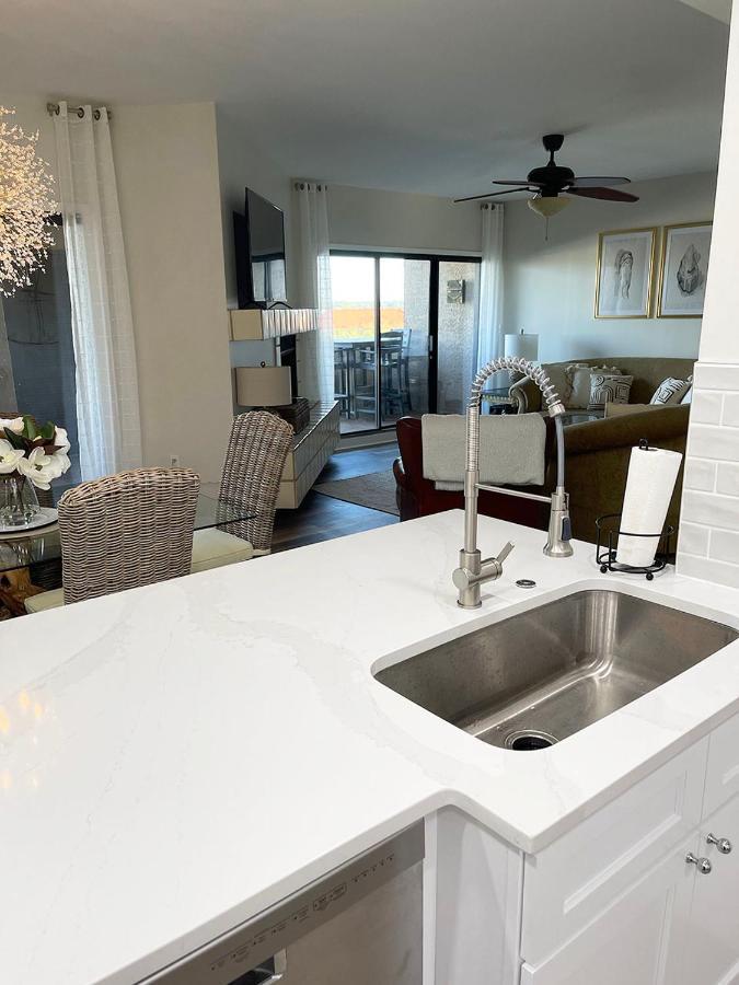 Newly Remodeled Hilton Head Villa ヒルトンヘッドアイランド エクステリア 写真