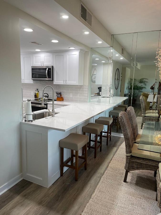 Newly Remodeled Hilton Head Villa ヒルトンヘッドアイランド エクステリア 写真